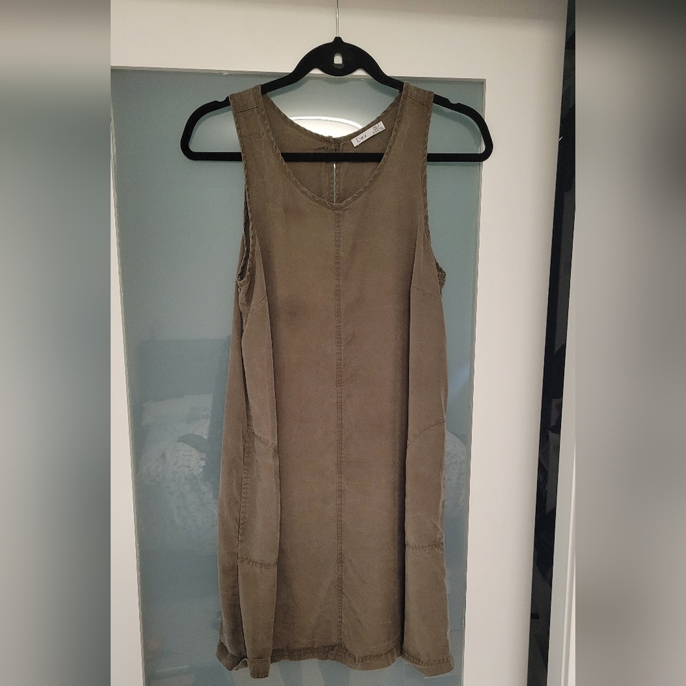 Casual Sleeveless Tan Dress